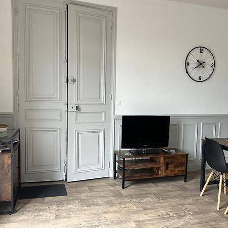 Appartement F1, Refait A Neuf, 150M De La Plage Donville-les-Bains Exterior foto