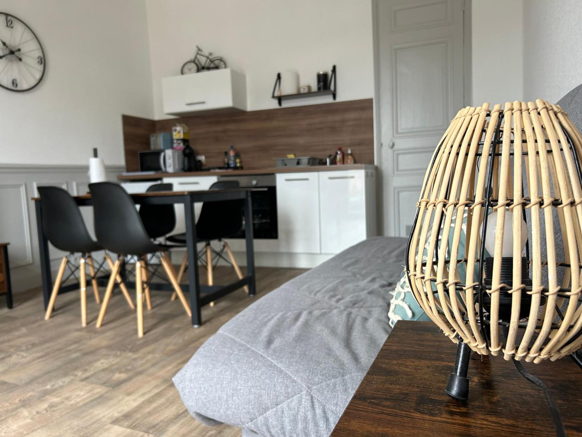 Appartement F1, Refait A Neuf, 150M De La Plage Donville-les-Bains Exterior foto